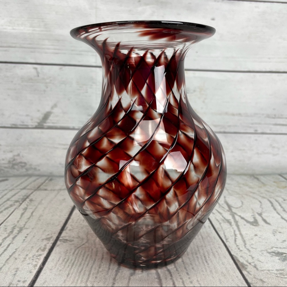 Vintage Hand Blown Patterned Art Glass Optic Vase Ribbing Color Spin 1994 Signed